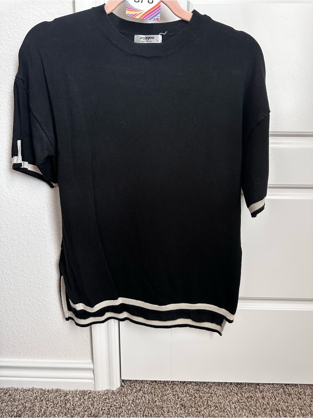 Zeagoo Women’s Black Knit Short Sleeve Sweater Top Contrast Trim